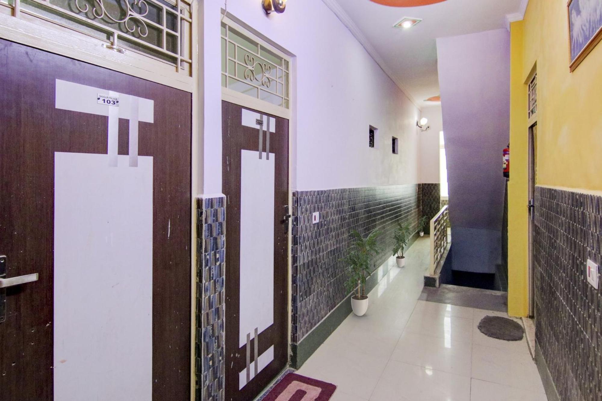 Hotel O S Palace Near Samaypur Badli Metro Station Delhi  Esterno foto